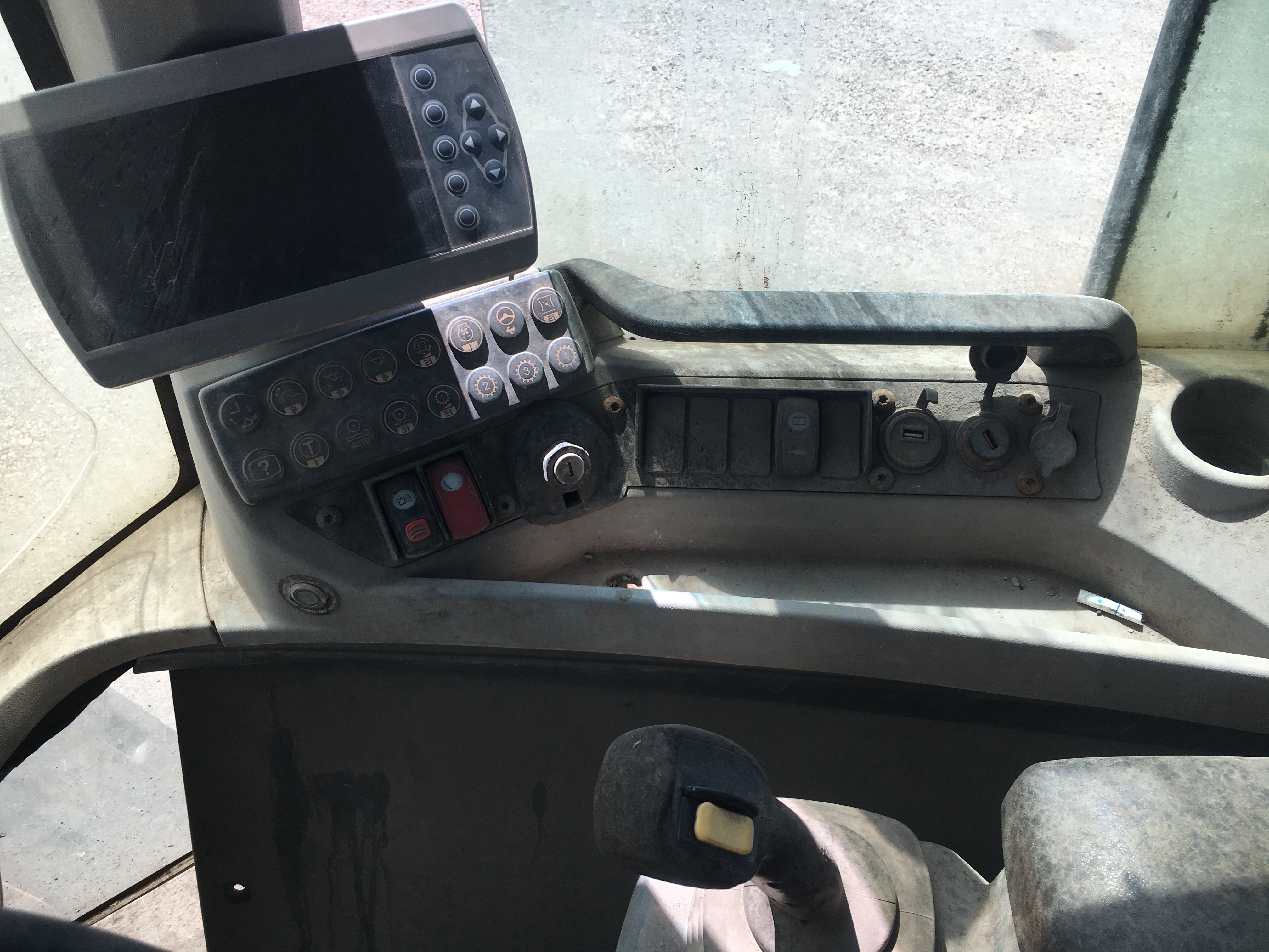 ./imagenes/INVOICE/2019/16445/CARGADOR FRONTAL CAT 924K (21).JPG